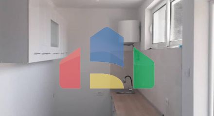 Трехэтажный дом в Сутоморе