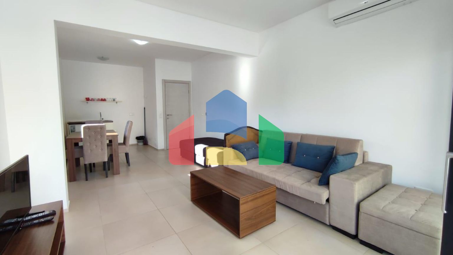 Квартиры в новом доме в Сутоморе близко к морю