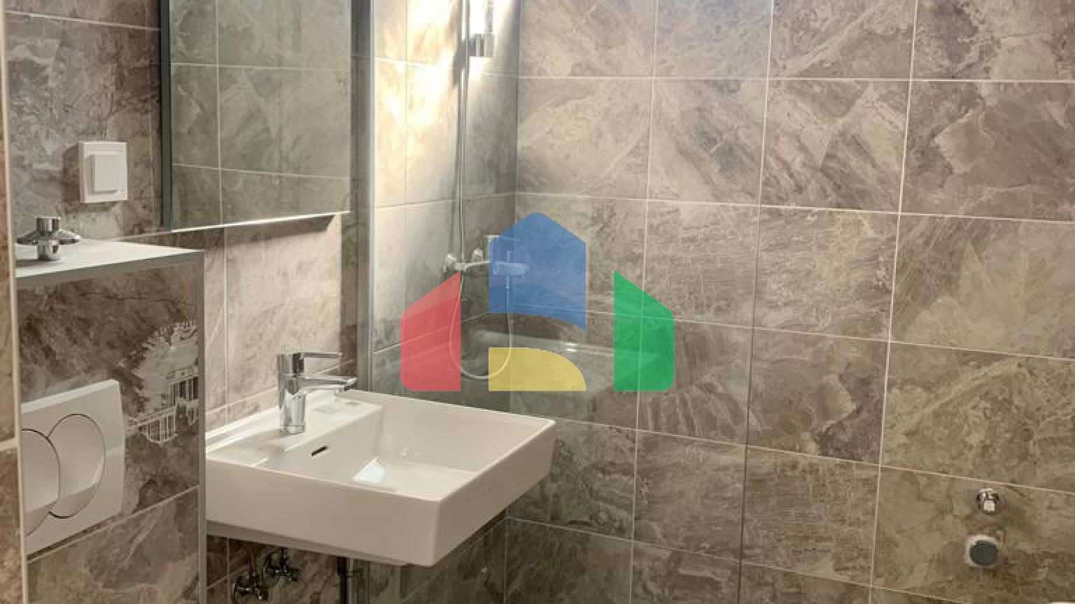 Новый  дом с 7 апартаментами в Сутоморе, Барская ривьера.