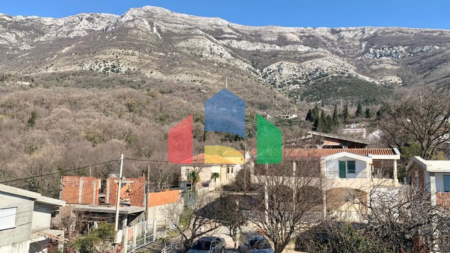 Новый  дом с 7 апартаментами в Сутоморе, Барская ривьера.