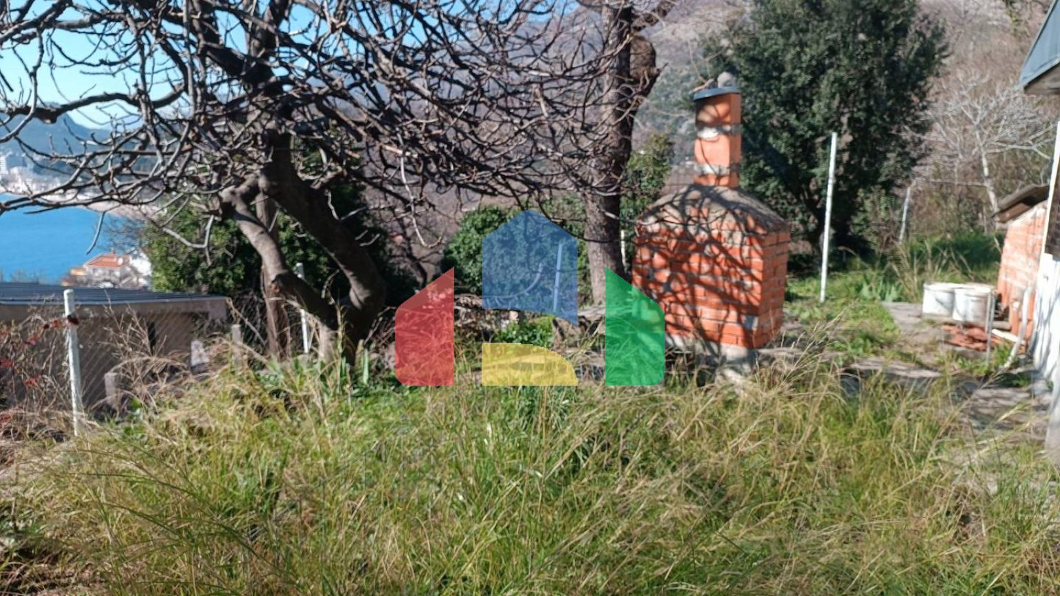 Дом с видом на море в Сутоморе, Брца под ремонт.