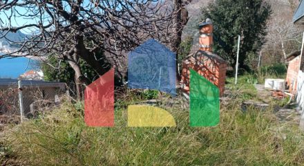 Дом с видом на море в Сутоморе, Брца под ремонт.