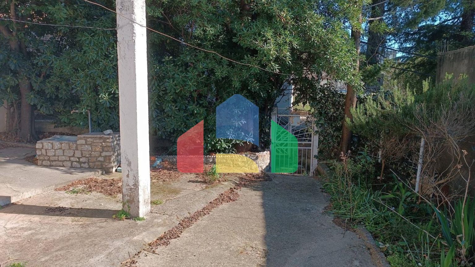 Дом с видом на море в Сутоморе, Брца под ремонт.