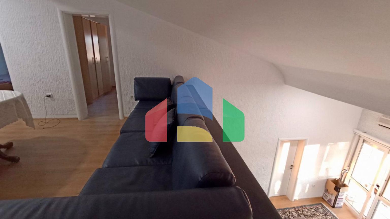 Просторный дуплекс с 3 спальнями в Сутоморе, Барская ривьера.