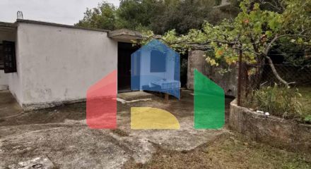 Легальный одноэтажный таунхаус в Сутоморе