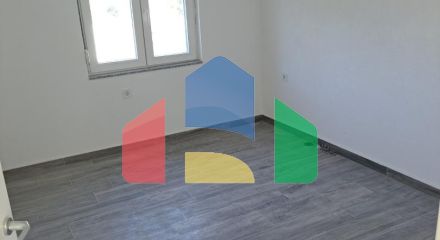 Дом с семью квартирами на хорошей локации в Сутоморе, Бар Дом с семью квартирами на хорошей локации в Сутоморе, Бар