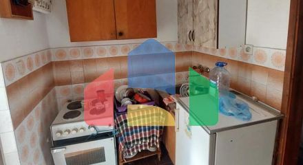 Двухэтажный дом в Сутоморе, поселок Брца.