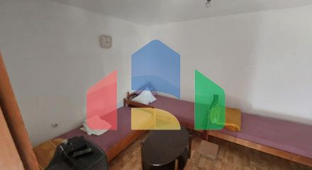 Двухэтажный дом в Сутоморе, поселок Брца.