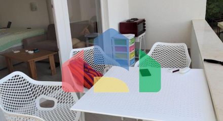 Квартира студия в новом многоэтажном доме в самом центре Сутоморе.