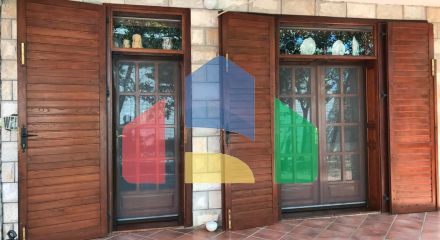 Легальный двухэтажный большой дом в Сутоморе