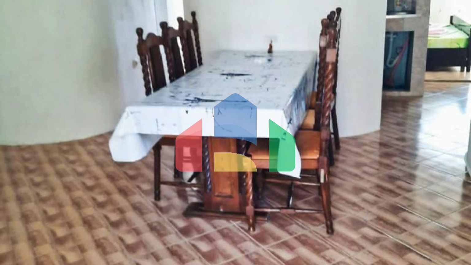 Трехэтажный дом в Заградже (Сутоморе)