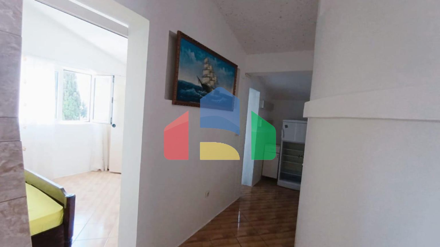 Трехэтажный дом в Заградже (Сутоморе)