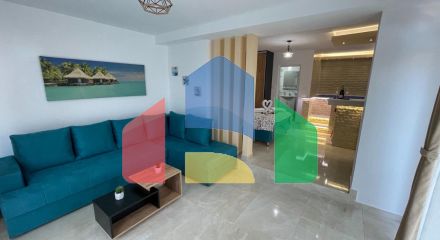 Уникальная квартира с внутренним бассейном в центре Сутоморе рядом с морем Уникальная квартира с внутренним бассейном в центре Сутоморе рядом с морем