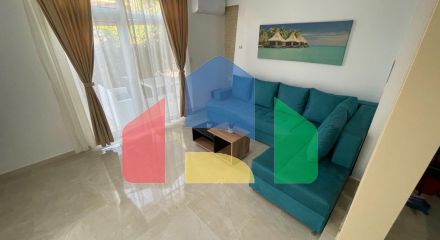 Уникальная квартира с внутренним бассейном в центре Сутоморе рядом с морем Уникальная квартира с внутренним бассейном в центре Сутоморе рядом с морем