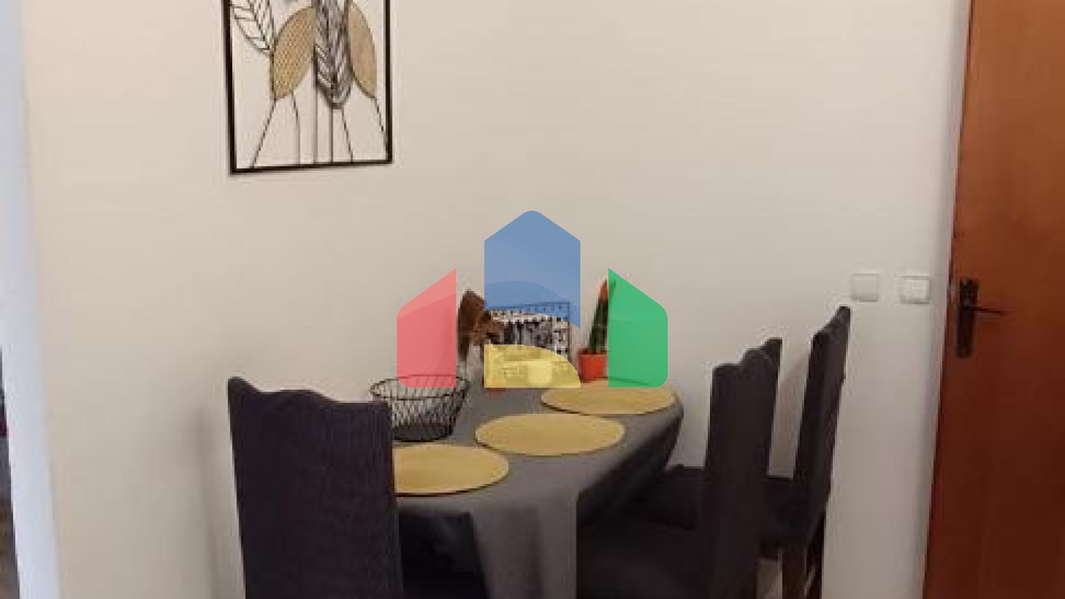 Легальная квартира с 2 спальнями в Сутоморе