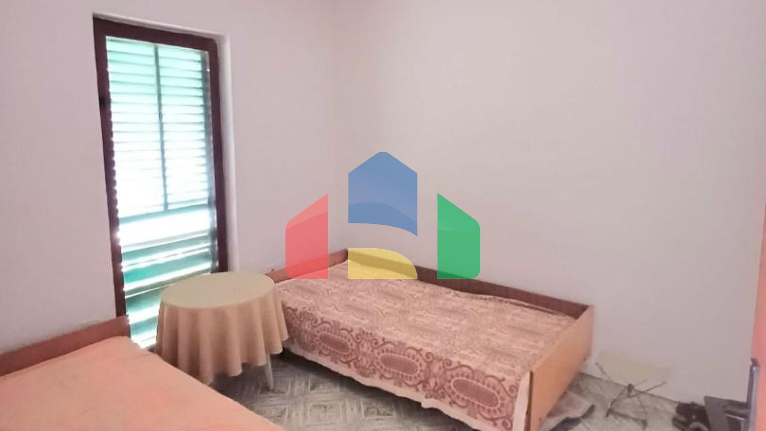 Легальный двухэтажный дом с участком, район Хай Нехай, Сутоморе.