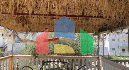 Часть дома на 8 апартаментов в Сутоморе на равнине. Часть дома на 8 апартаментов в Сутоморе на равнине.