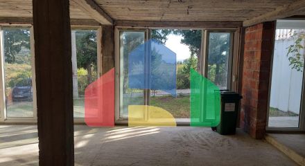 Трехэтажный дом с панорамными видами и большой террасой в Сутоморе Трехэтажный дом с панорамными видами и большой террасой в Сутоморе