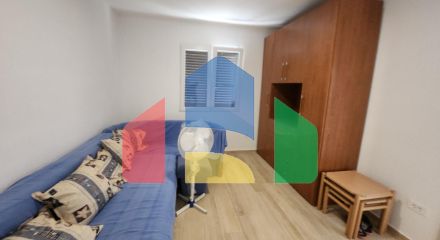 Легальный дом в Сутоморе с красивым уаастком в пешей доступности от моря