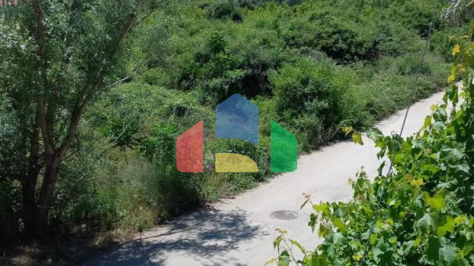 Двухэтажный дом в Сутоморе 112 м2 на земельном участке 145 м2