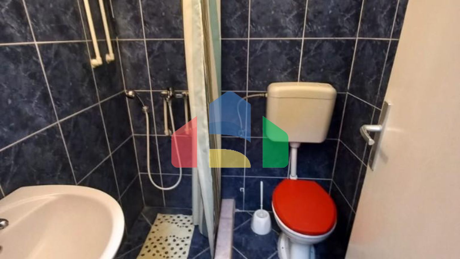 Двухэтажный дом в Сутоморе 112 м2 на земельном участке 145 м2