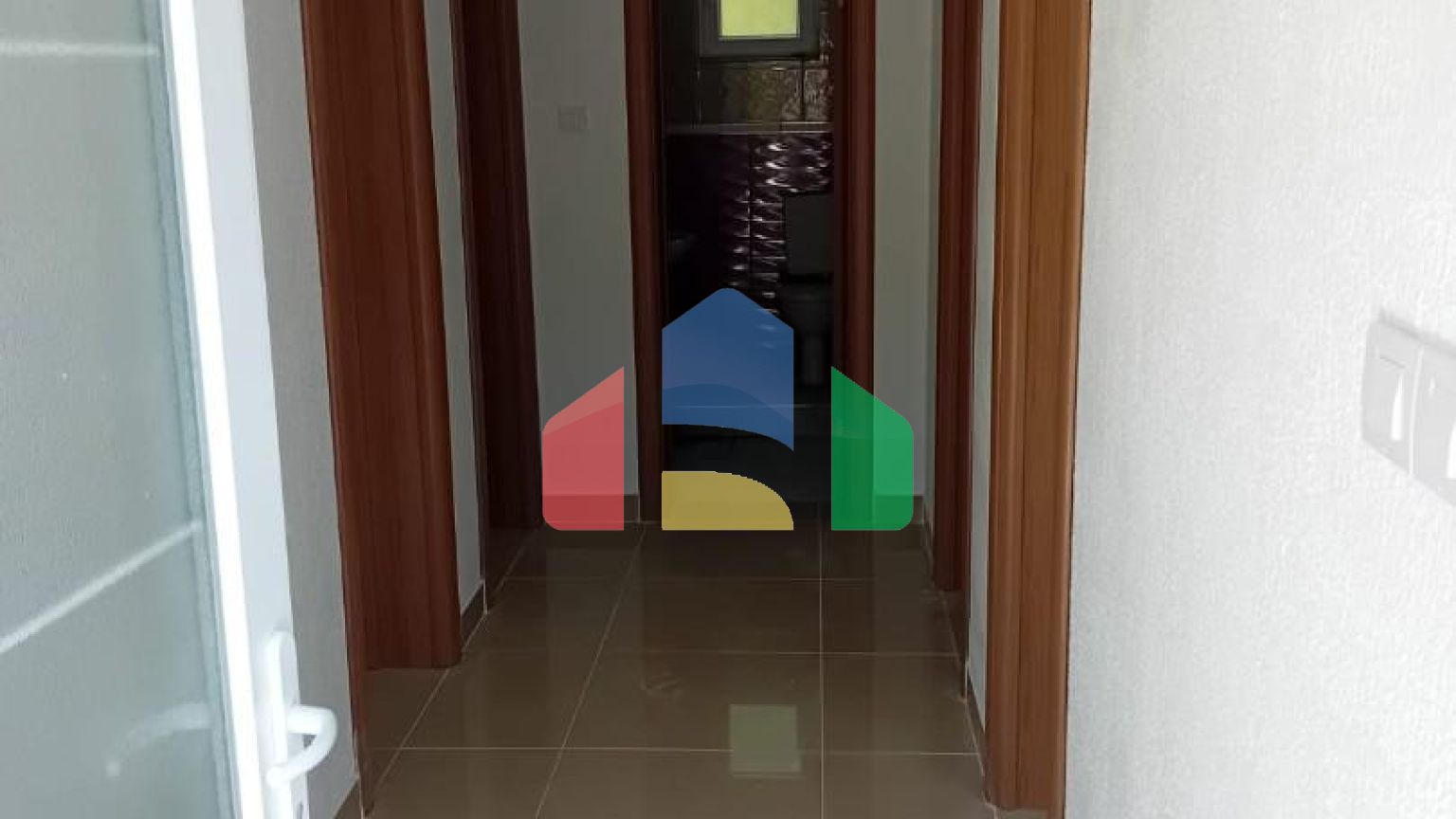 Двухэтажный дом  в Мишичи, Сутоморе