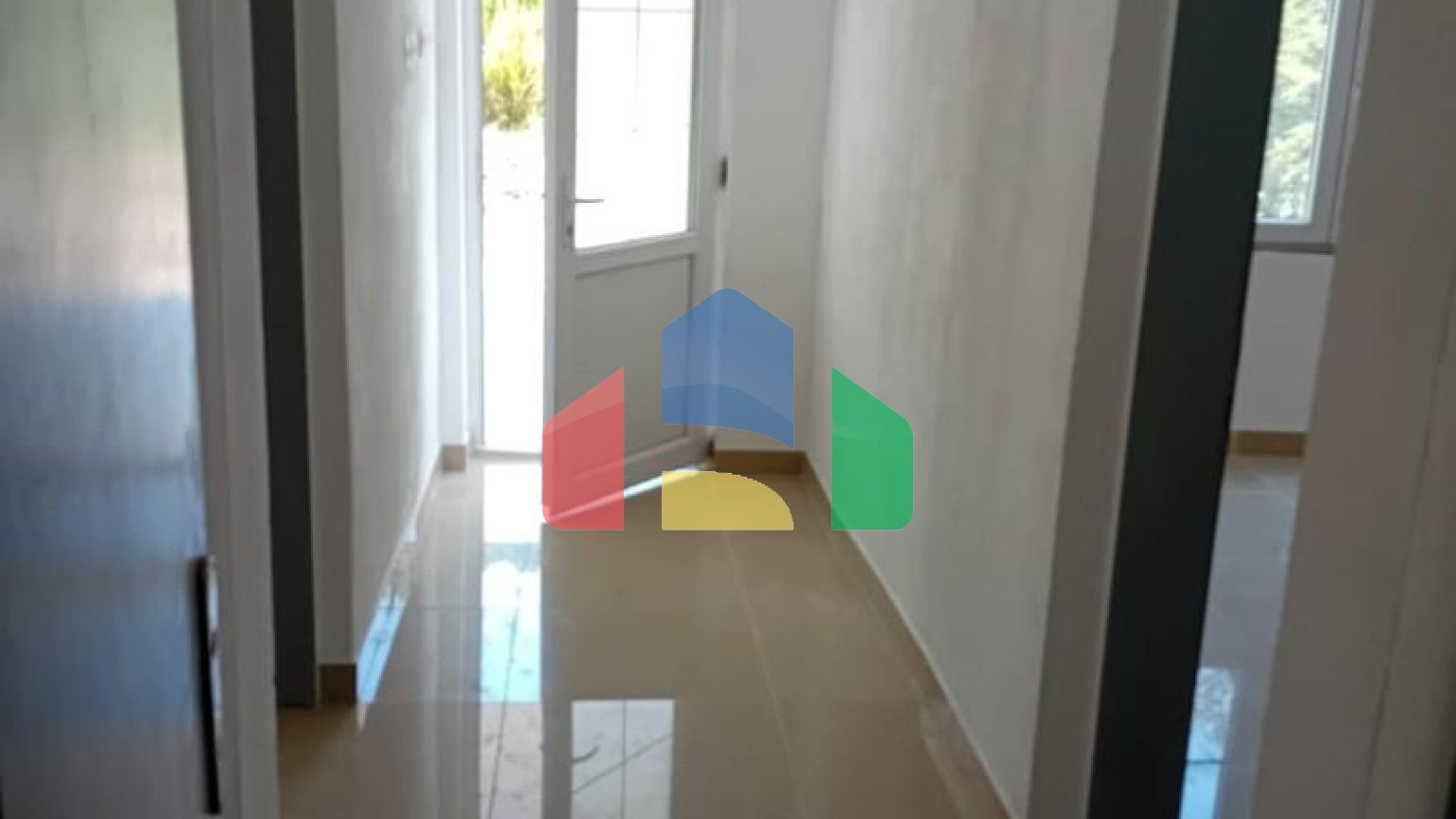 Двухэтажный дом  в Мишичи, Сутоморе