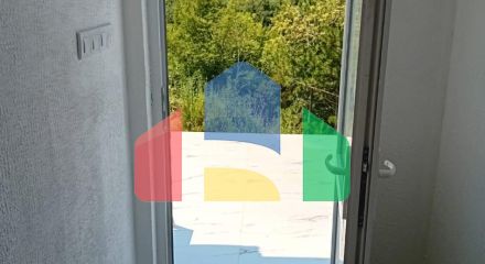 Двухэтажный дом  в Мишичи, Сутоморе