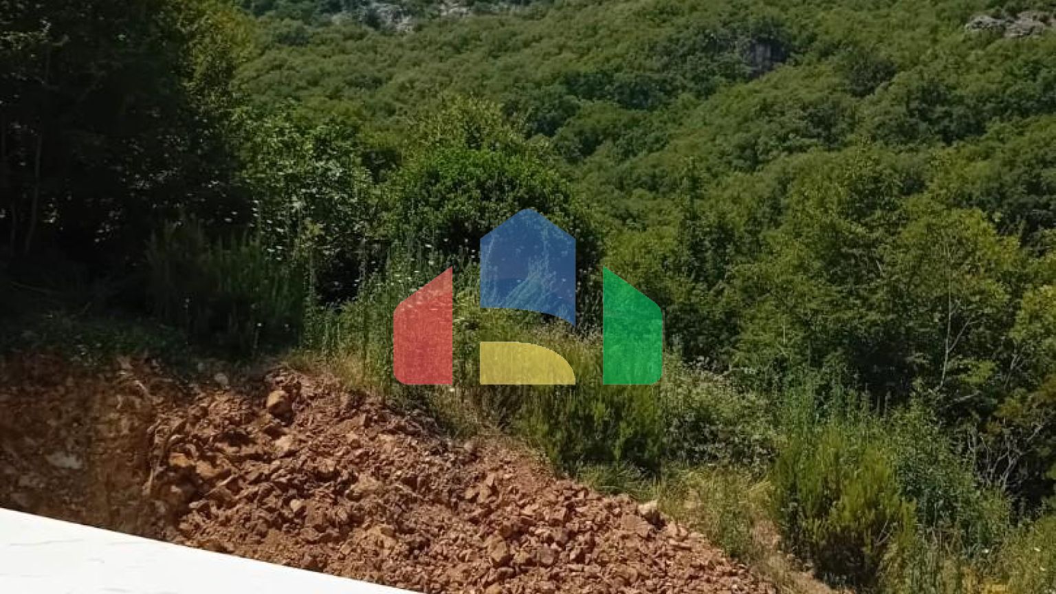 Двухэтажный дом  в Мишичи, Сутоморе