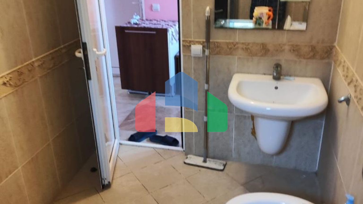 Дом с сауной и видом на море в Сутоморе