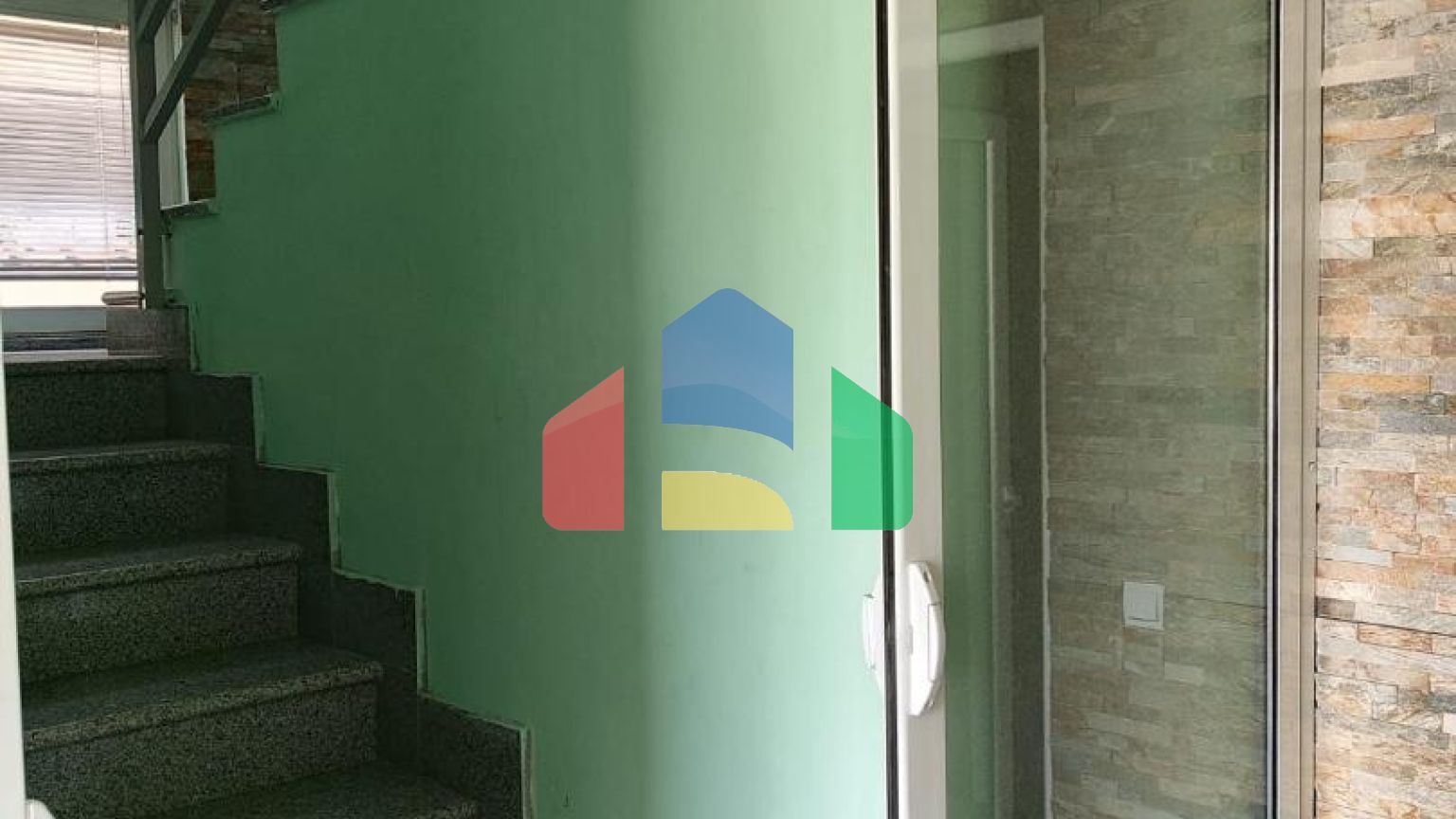 Дом с сауной и видом на море в Сутоморе