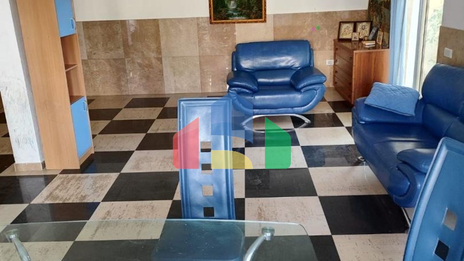 Дом с сауной и видом на море в Сутоморе