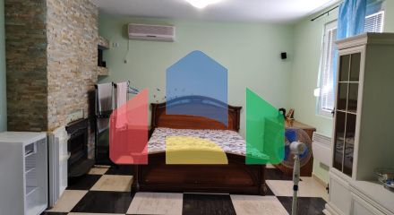 Дом с сауной и видом на море в Сутоморе