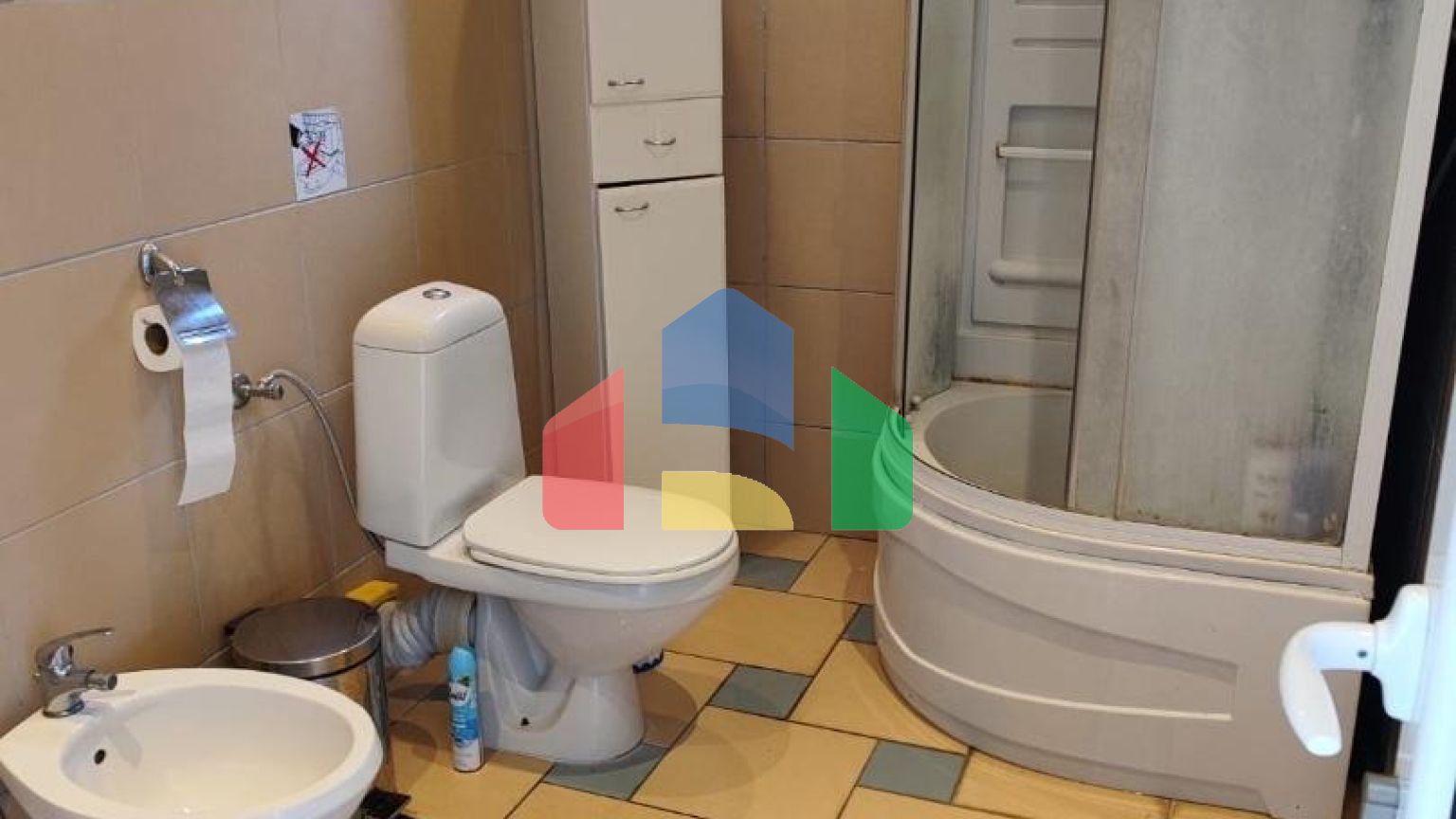 Дом с сауной и видом на море в Сутоморе