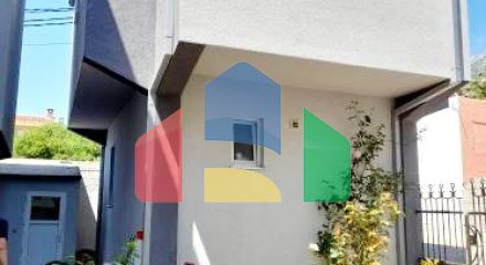 Отель в Сутоморе с 12 апартаментами, бассейном, 200 метров до моря - 800.000 евро