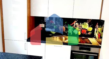 Отель в Сутоморе с 12 апартаментами, бассейном, 200 метров до моря - 800.000 евро