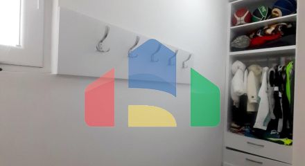 Отель в Сутоморе с 12 апартаментами, бассейном, 200 метров до моря - 800.000 евро