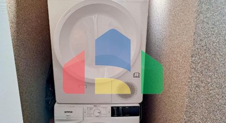 Отель в Сутоморе с 12 апартаментами, бассейном, 200 метров до моря - 800.000 евро