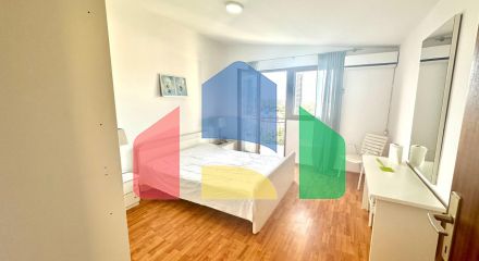 Дом в Сутоморе с 4 апартаментами и прекрасным панорамным видом.