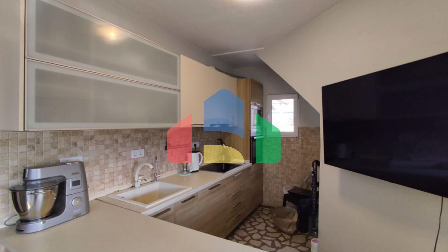 Просторный дом в Сутоморе