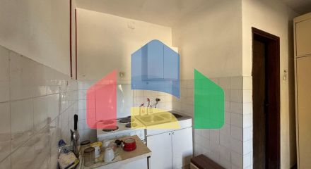 Дом под ремонт с видом на море, Сутоморе, 183 м²