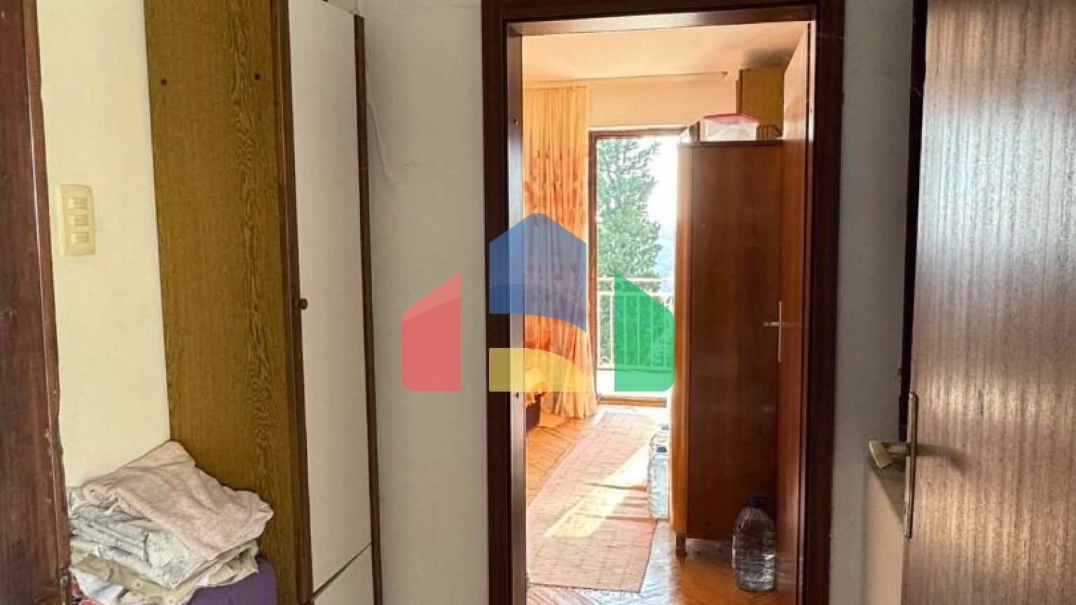 Дом под ремонт с видом на море, Сутоморе, 183 м²