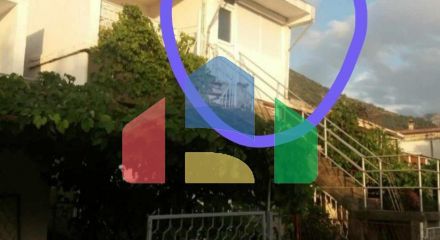 Продается однокомнатная квартира в Сутоморе!