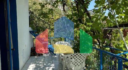 Уютный таунхаус с террасой и видом на море в Сутоморе Уютный таунхаус с террасой и видом на море в Сутоморе