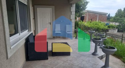 Продается дом с видом на море в туристическом поселке Сутоморе, район Горелац