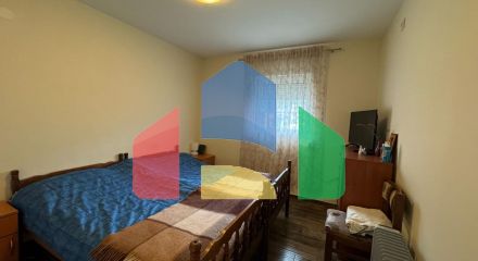 Просторный дом и апартаменты для аренды в Сутоморе.