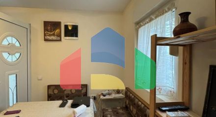 Просторный дом и апартаменты для аренды в Сутоморе.