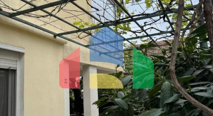 Просторный дом и апартаменты для аренды в Сутоморе.