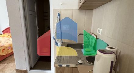 Просторный дом и апартаменты для аренды в Сутоморе.