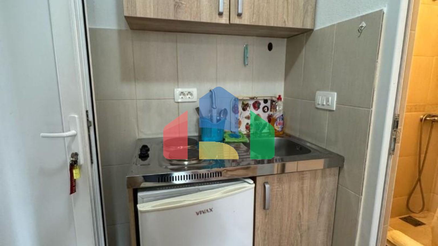 Просторный дом и апартаменты для аренды в Сутоморе.